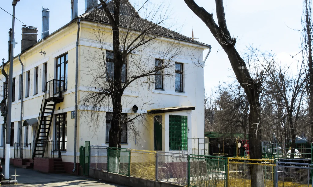 В Ізмаїлі на ремонт дитячого садка, що постраждав через російську атаку, витрать понад три мільйони гривень
