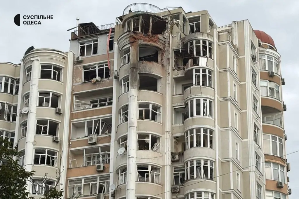 Росія безперервно атакує Одещину: в ОВА розповіли про наслідки ранкової атаки (оновлено)