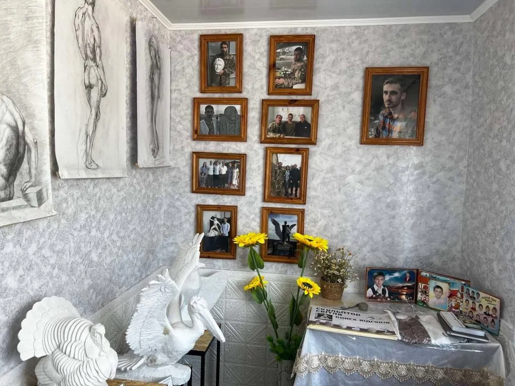 У селі Лиман мати загиблого скульптора Тараса Шевченка створила музей його пам’яті