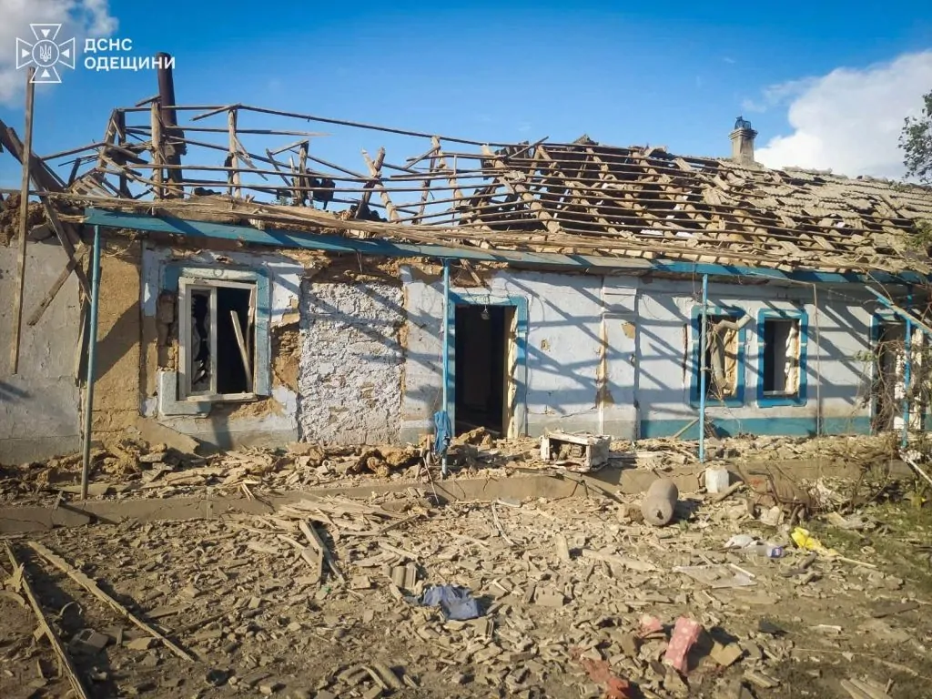 Армія РФ атакувала житловий дім у селі Виноградівка