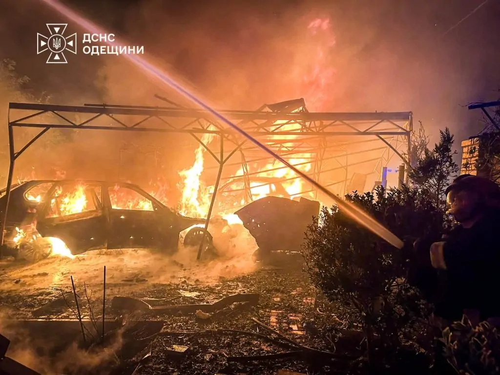 Ворог атакував два райони Одещини: в Ізмаїлі є влучання у житловий будинок