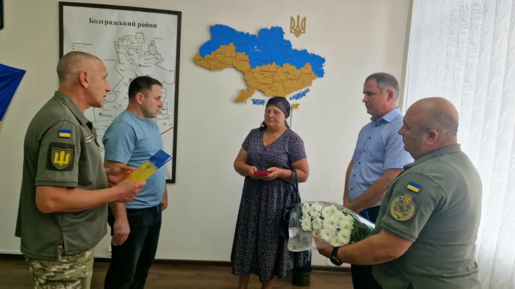 Загиблого захисника з Болградського району  Адама Георгія посмертно нагородили медаллю «Захиснику Вітчизни»