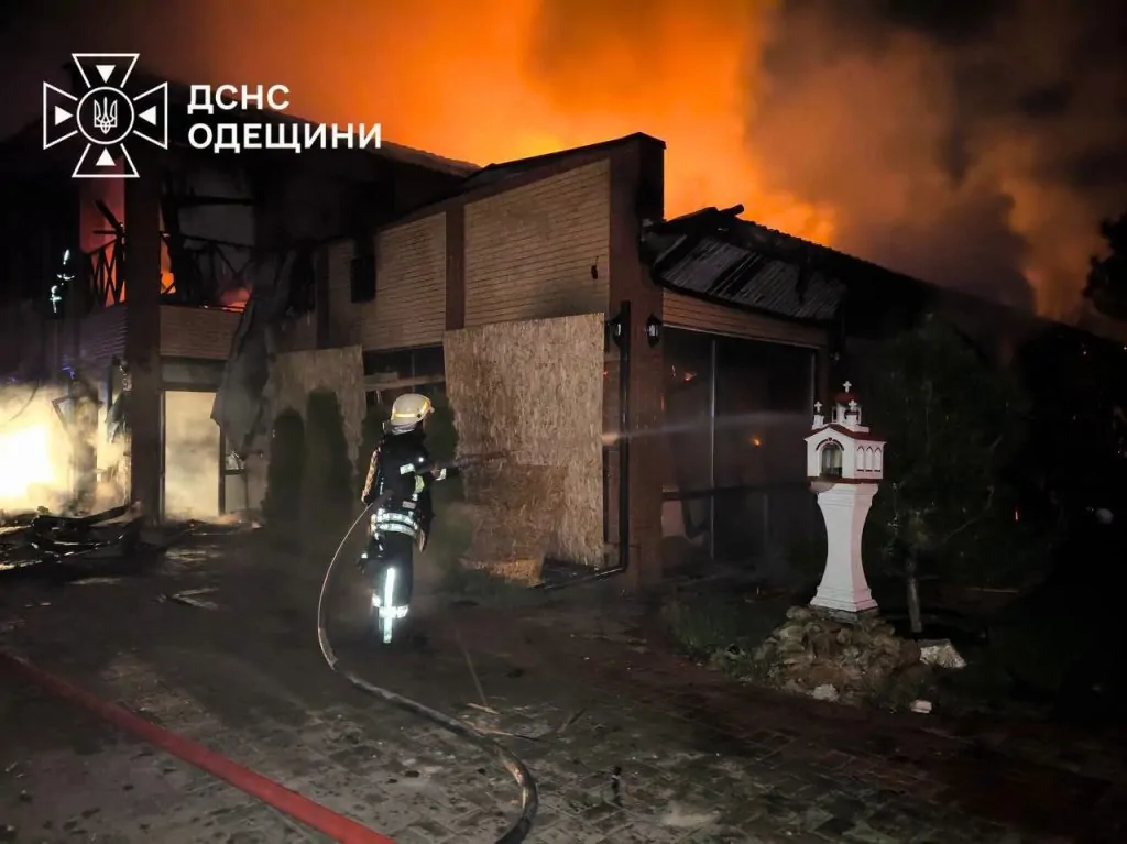 Росія атакувала південь Одещини: постраждали готельно-ресторанний комплекс та житлові будинки