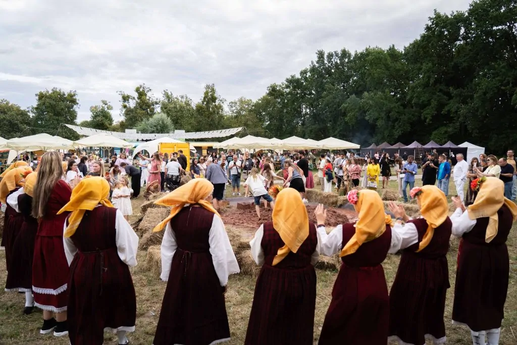 «Добре дошли у дома»: у Києві провели «Вихідні з ОКО», присвячені культурі Бессарабії