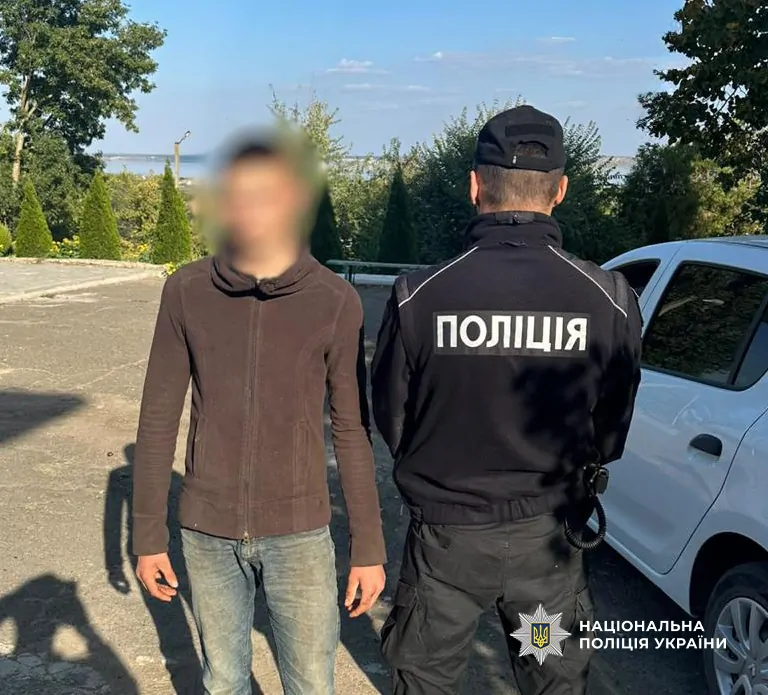 У ліцеї Ренійської громади випускник направив пістолет на восьмикласника: поліція розслідує інцидент