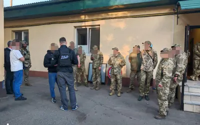 В Одесі суд виніс вироки дев’ятьом працівникам територіального центру комплектування у справі про катування